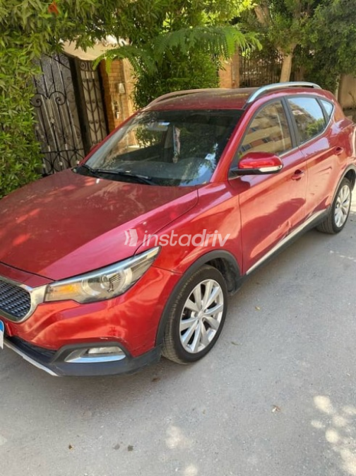 MG ZS 2020 Red Used for Sale - 2
