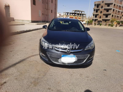Opel Astra 2013 Black Used for Sale - 1