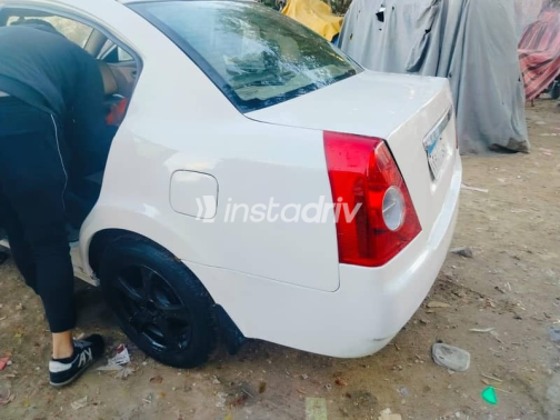 اسبيرانزا A516 2012 أبيض مستعملة للبيع - 9