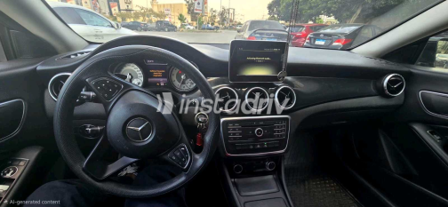مرسيدس CLA 180 2015 أسود مستعملة للبيع - 1