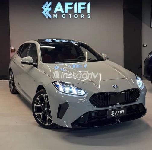 بي ام دبليو 118 2026 فضي مستعملة للبيع - 1