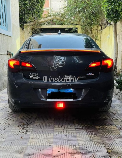 Opel Astra 2013 Petroleum Used for Sale - 3