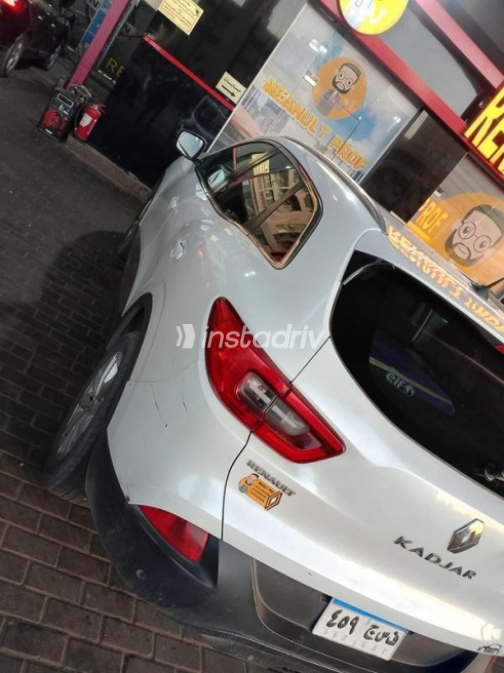 Renault Kadjar 2018 White Used for Sale - 4