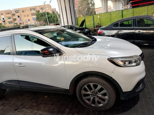 Renault Kadjar 2018 White Used for Sale - 10