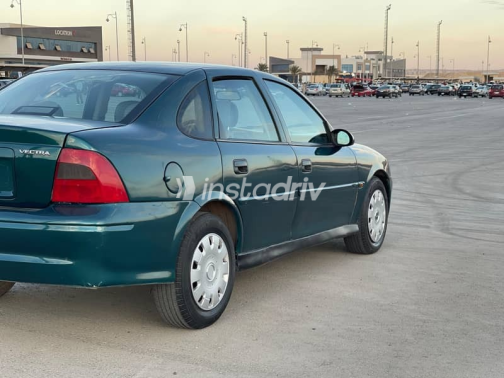 Opel Vectra 2000 White Used for Sale - 4