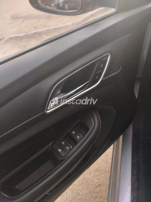 ام جى 5 2023 فضي مستعملة للبيع - 4