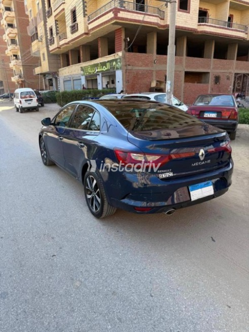 رينو ميجان 2020 أبيض مستعملة للبيع - 2