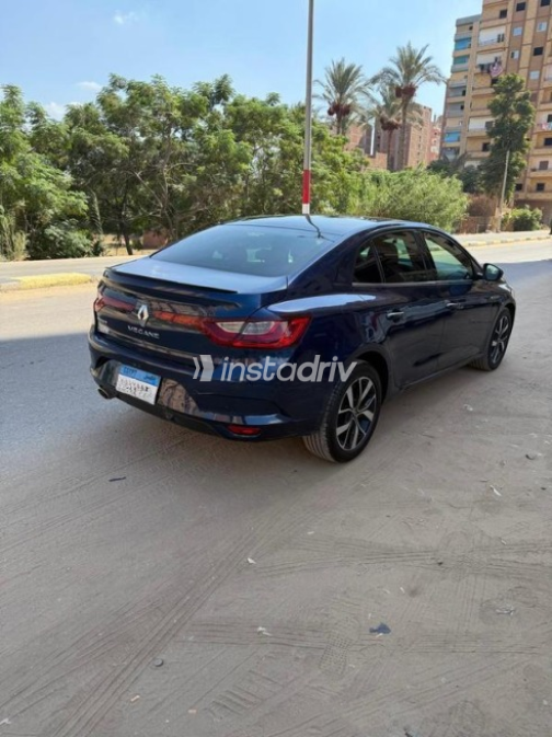 رينو ميجان 2020 أبيض مستعملة للبيع - 4