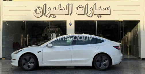 Tesla Model 3 2020 White Used for Sale - 3