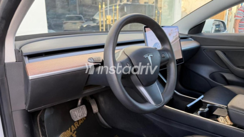 Tesla Model 3 2020 White Used for Sale - 6