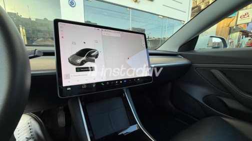 Tesla Model 3 2020 White Used for Sale - 9