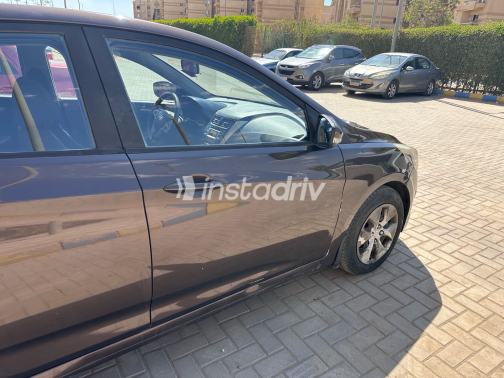 Hyundai Solaris 2017 Brown Used for Sale - 8