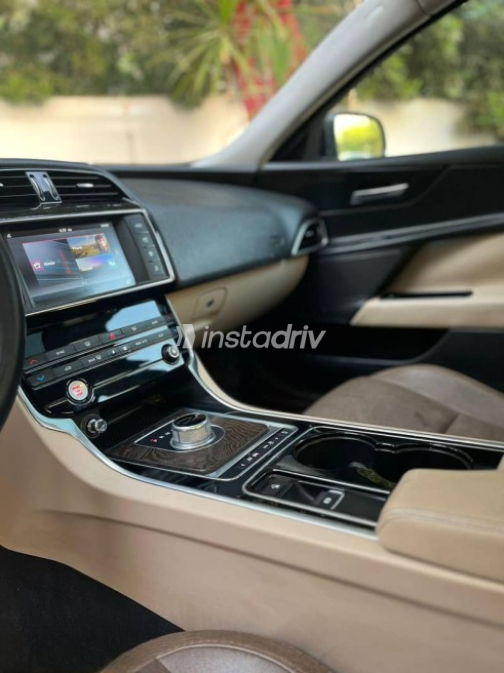Jaguar XE 2014 Gray Used for Sale - 8
