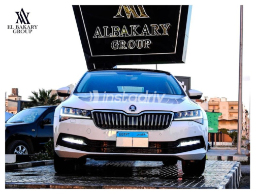 سكودا سوبيرب 2022 أبيض مستعملة للبيع - 5
