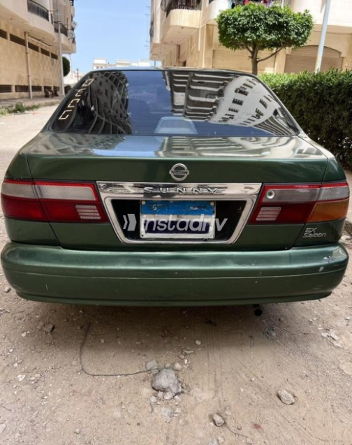 Nissan Sunny 2000 Green Used for Sale - 3