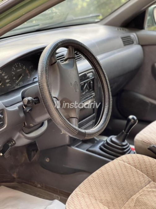 Nissan Sunny 2000 Green Used for Sale - 6