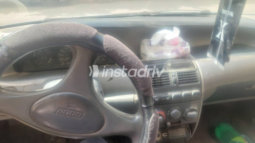 فيات بونتو 1994 أبيض مستعملة للبيع - 7