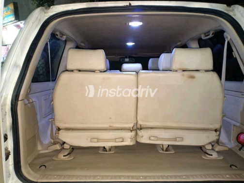 Toyota Land Cruiser 2006 White Used for Sale - 5