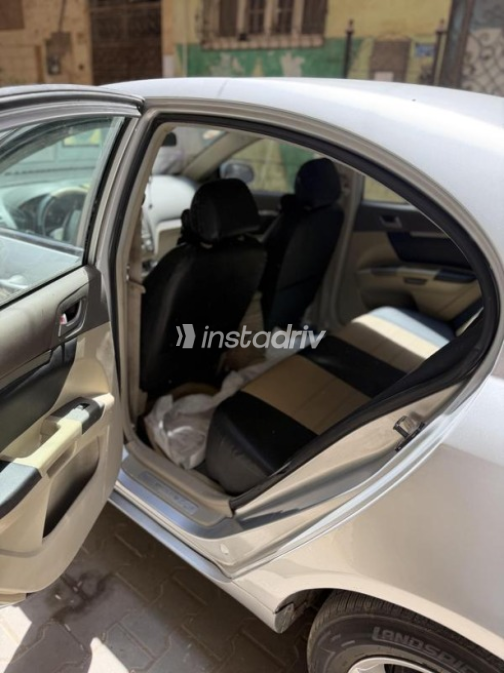 Emgrand EC 7 2015 Silver Used for Sale - 8