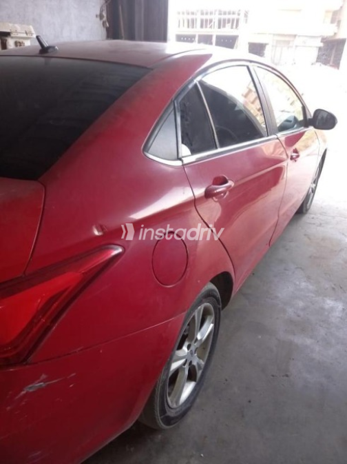 شيرى اريزو 5 2023 أحمر مستعملة للبيع - 3