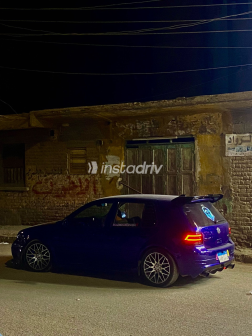 Volkswagen Golf 2000 Blue Used for Sale - 3