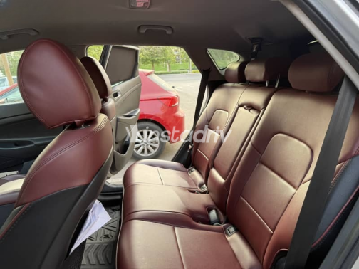 Hyundai Tucson 2021 Silver Used for Sale - 2