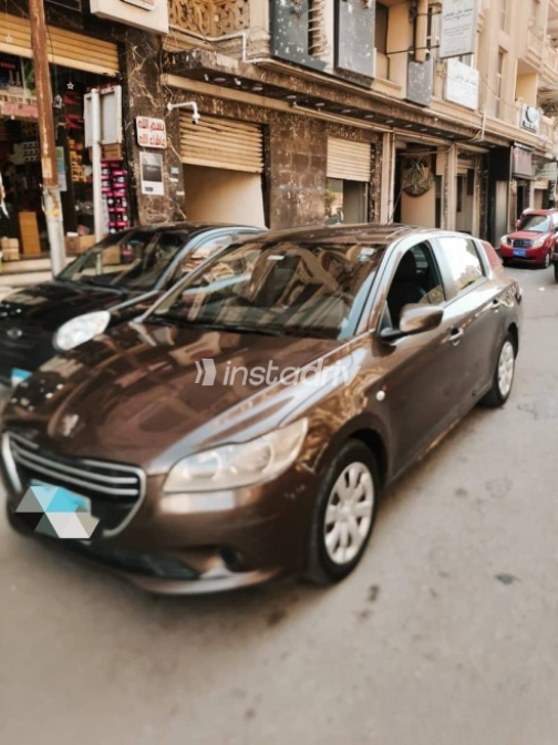 بيجو 301 2014 بني مستعملة للبيع - 2