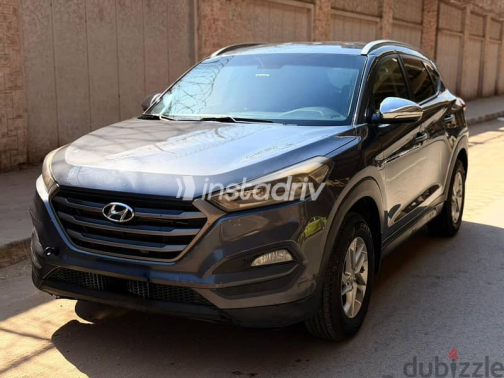 Hyundai Tucson 2017 Gray Used for Sale - 2