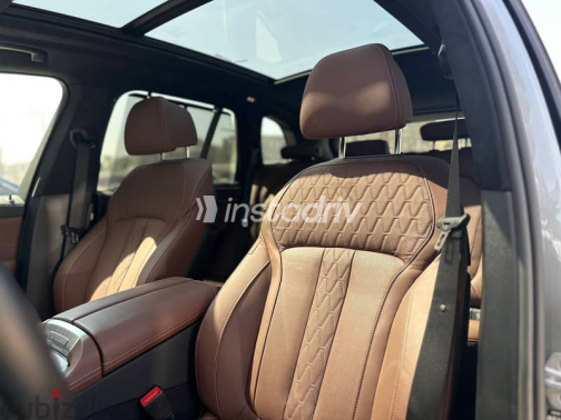 بي ام دبليو X5 2025 فضي مستعملة للبيع - 8