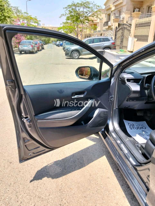 Toyota Corolla 2025 Dark Gray Used for Sale - 4