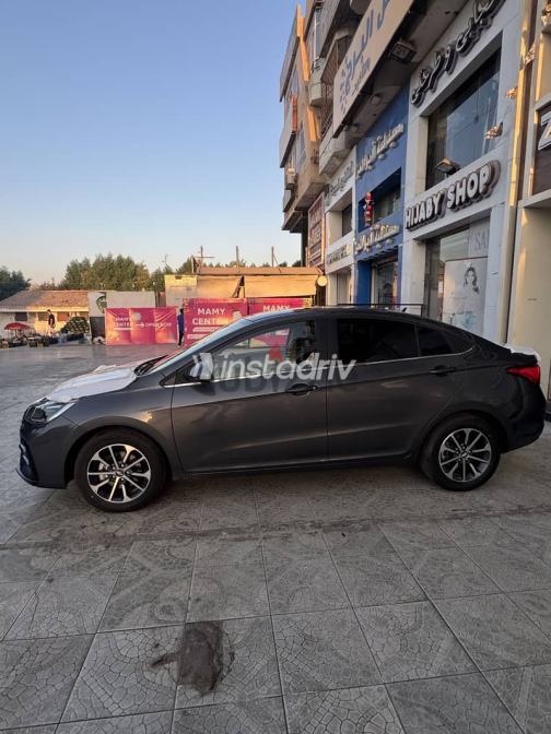 شيرى اريزو 5 2027 رمادي جديدة للبيع - 4
