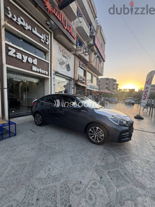 شيرى اريزو 5 2027 رمادي جديدة للبيع - 5