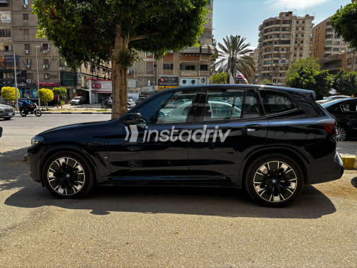 بي ام دبليو IX3 2025 أبيض مستعملة للبيع - 6