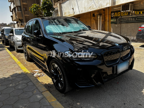بي ام دبليو IX3 2025 أبيض مستعملة للبيع - 8