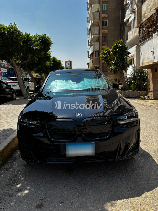 بي ام دبليو IX3 2025 أبيض مستعملة للبيع - 9