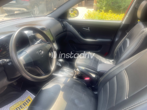 Hyundai Elantra HD 2018 Red Used for Sale - 1