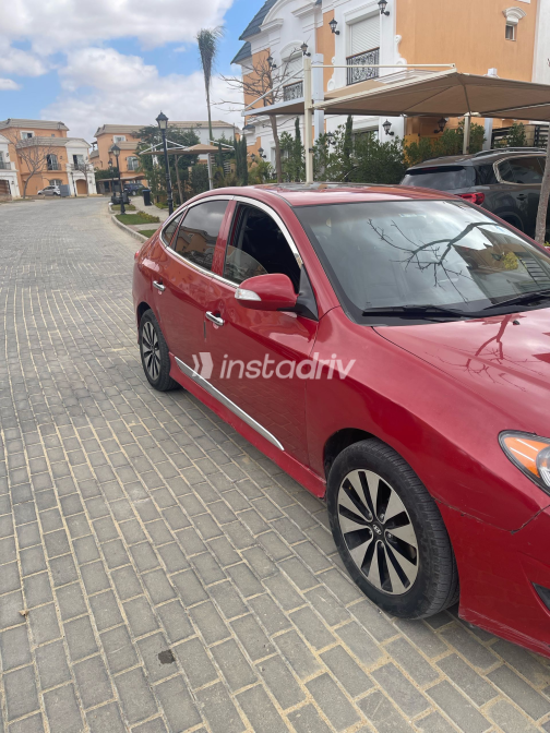 Hyundai Elantra HD 2018 Red Used for Sale - 7