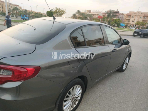 فيات تيبو 2022 رمادي مستعملة للبيع - 1