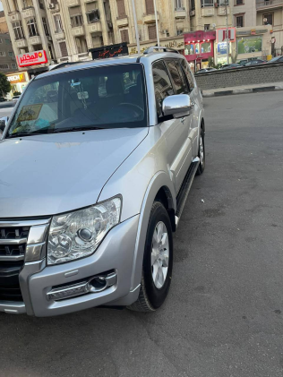 Mitsubishi Pajero 2015 Silver Used for Sale
