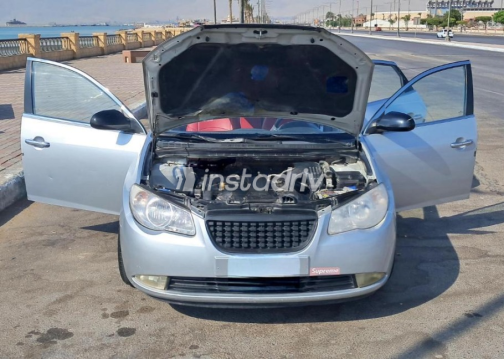 Hyundai Elantra 2010 Silver Used for Sale - 9