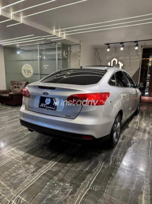 Ford Focus 2018 Silver Used for Sale - 6