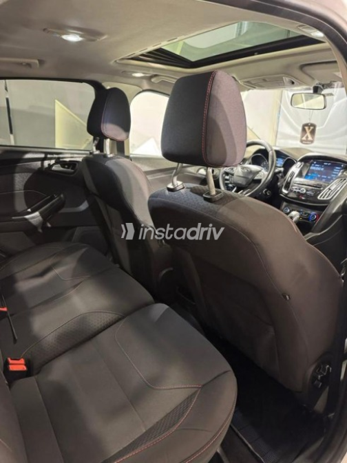 Ford Focus 2018 Silver Used for Sale - 9