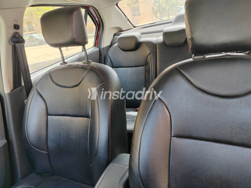 Renault Logan 2015 Red Used for Sale - 3