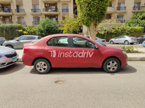 Renault Logan 2015 Red Used for Sale - 4
