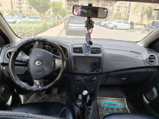 Renault Logan 2015 Red Used for Sale