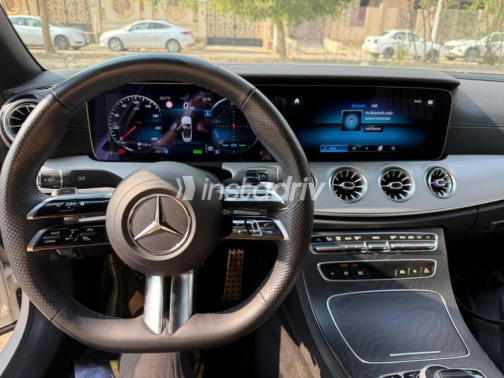 مرسيدس E 300 2023 أبيض مستعملة للبيع - 3