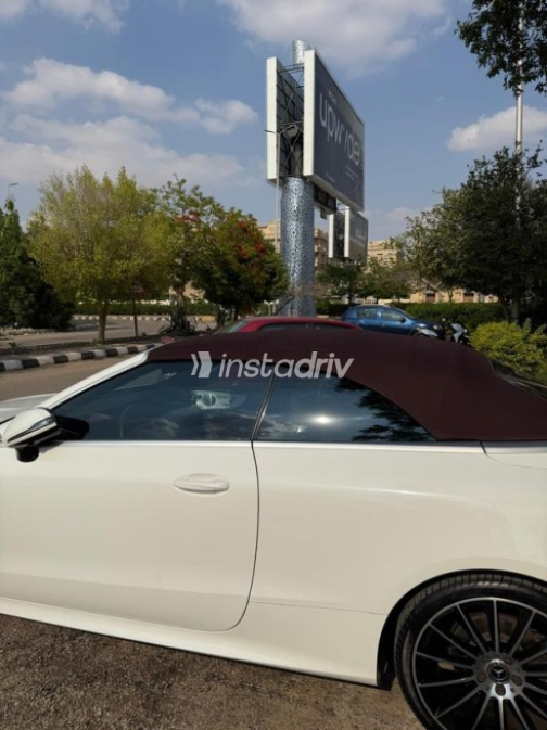 مرسيدس E 300 2023 أبيض مستعملة للبيع - 4