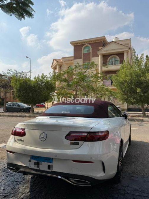 مرسيدس E 300 2023 أبيض مستعملة للبيع - 5