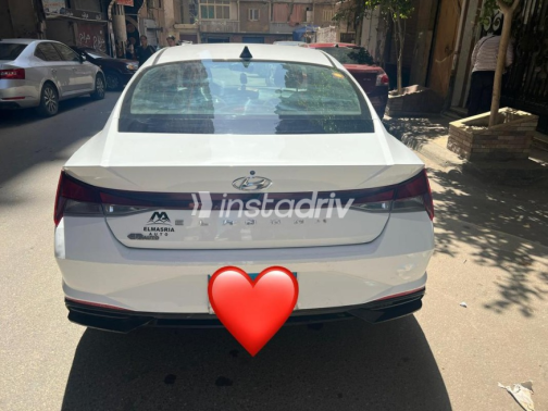 Hyundai Elantra CN7 2021 White Used for Sale - 4