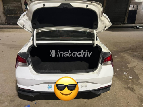 Hyundai Elantra CN7 2021 White Used for Sale - 5
